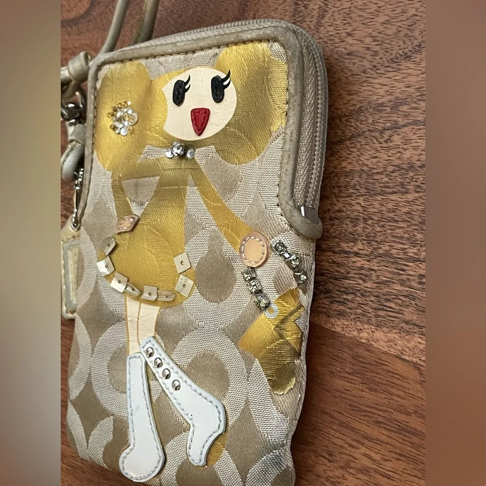 Coach Poppy Chan Goldy Wristlet with Box